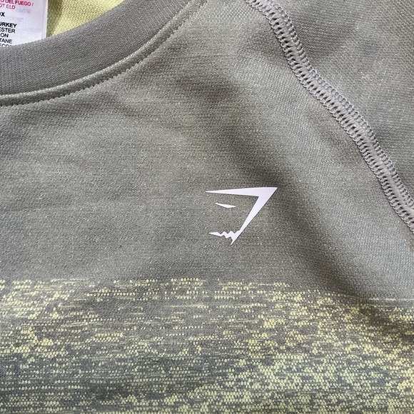 Gymshark Adapt Ombre Seamless Long Sleeve Crop Top – Yellow/Khaki – Size Large - Picture 5 of 9